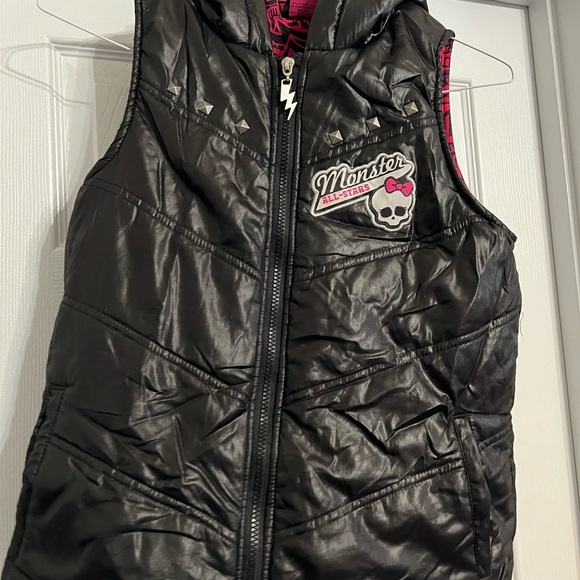 New Monster High Winter or Fall Vest - Picture 1 of 4